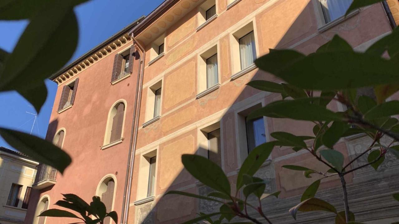 Do Pomi Suite Treviso Eksteriør bilde